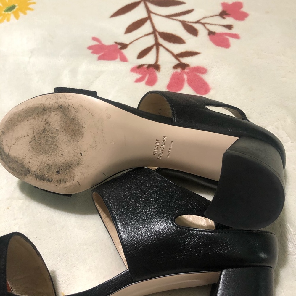 Stuart Weitzman - Picture 5 of 7
